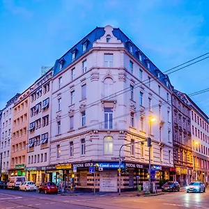 *** Hotel Comfort Frankfurt Station Germany